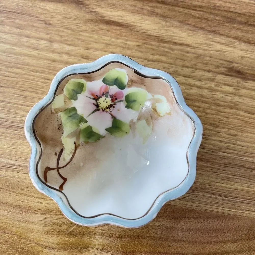 Vintage Hand Painted Footed Nippon Salt Cellar Open Salt